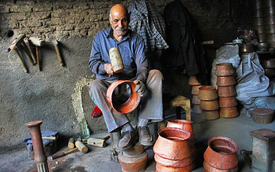 برگزاری دوره آموزشی مسگری ویژه شاغلین صنایع‌دستی استان زنجان