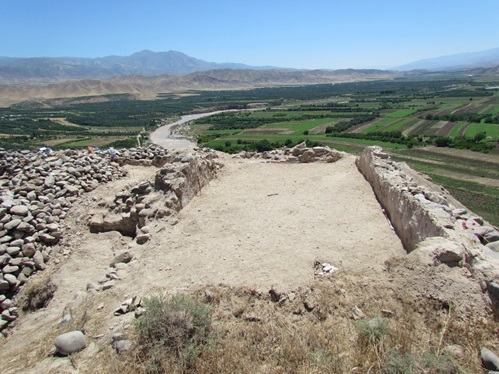 کشف شواهدی جدید از معماری در قلعه سانسیز زنجان